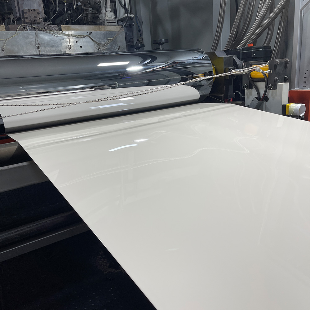 工廠家具裝飾膜定制 高光膚感帶膠PETG實(shí)色片 PETG防刮耐磨板材膜(圖1)